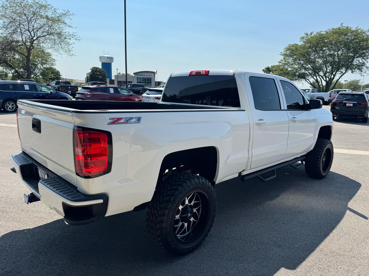 Chevrolet Silverado 1500 LT Crew Cab 4WD 2017