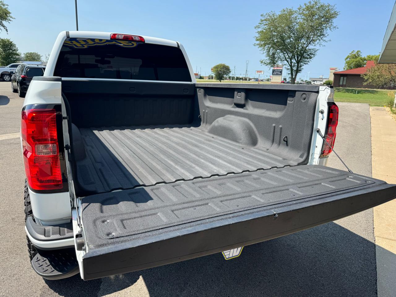 Chevrolet Silverado 1500 LT Crew Cab 4WD 2017