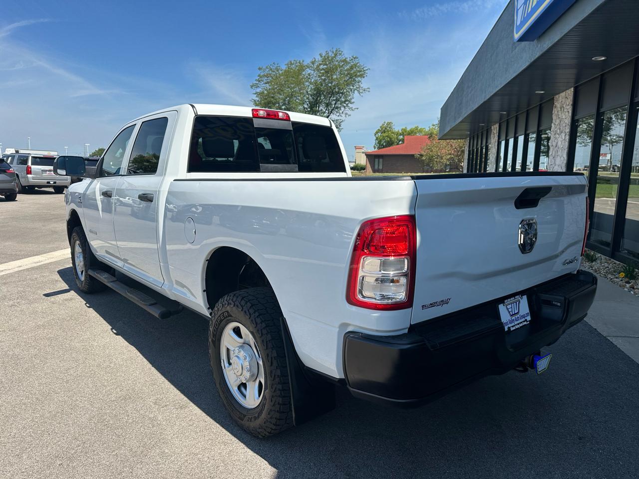RAM 3500 Tradesman Crew Cab 4WD 2022