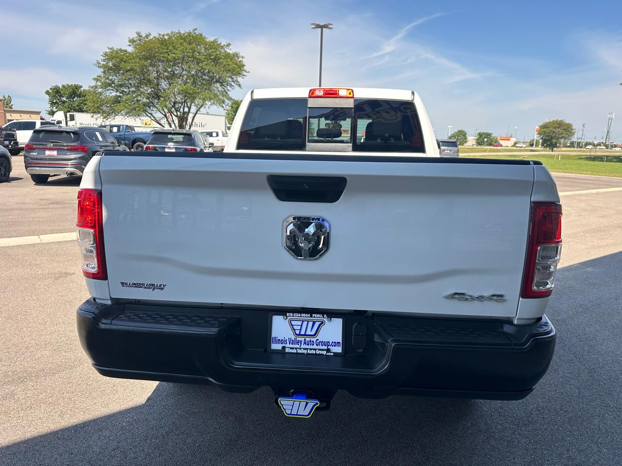 RAM 3500 Tradesman Crew Cab 4WD 2022