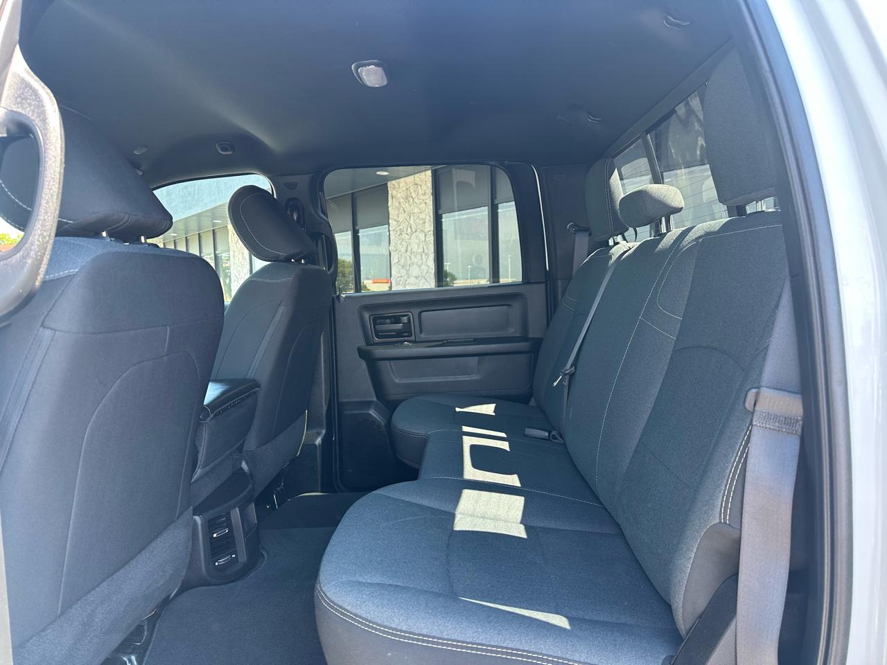 RAM 3500 Tradesman Crew Cab 4WD 2022