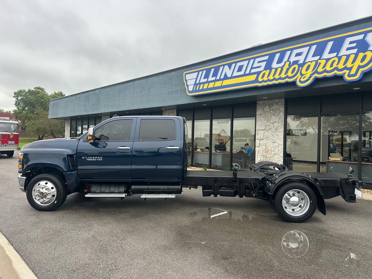 Chevrolet Silverado 4500  2021