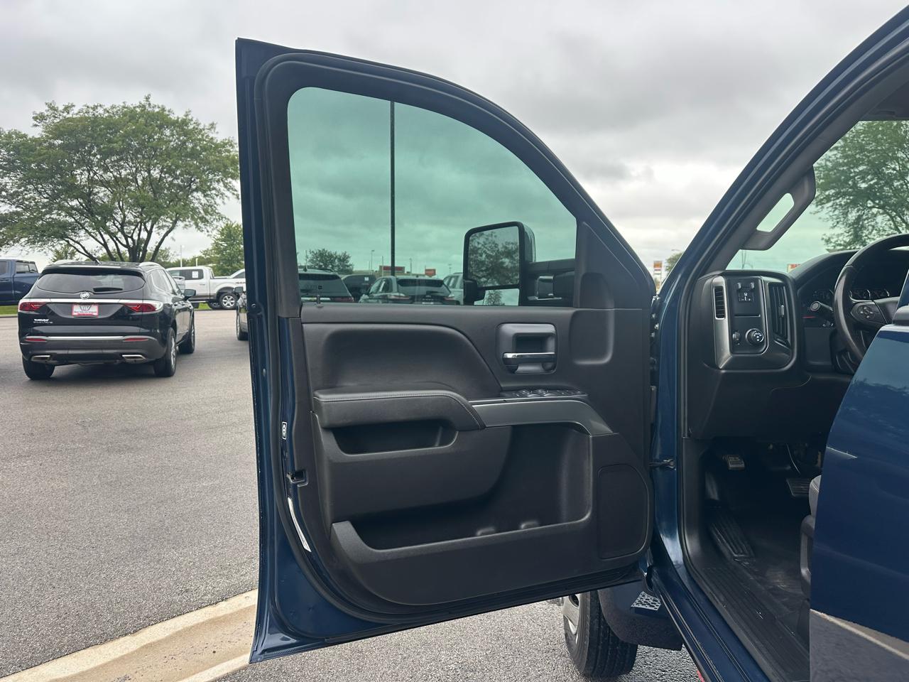 Chevrolet Silverado 4500  2021