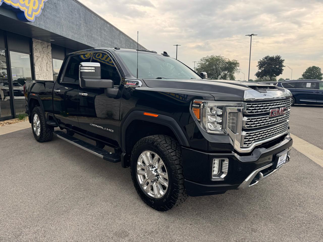 GMC Sierra 2500HD Denali Crew Cab 4WD 2020