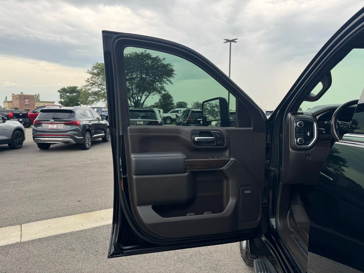 GMC Sierra 2500HD Denali Crew Cab 4WD 2020