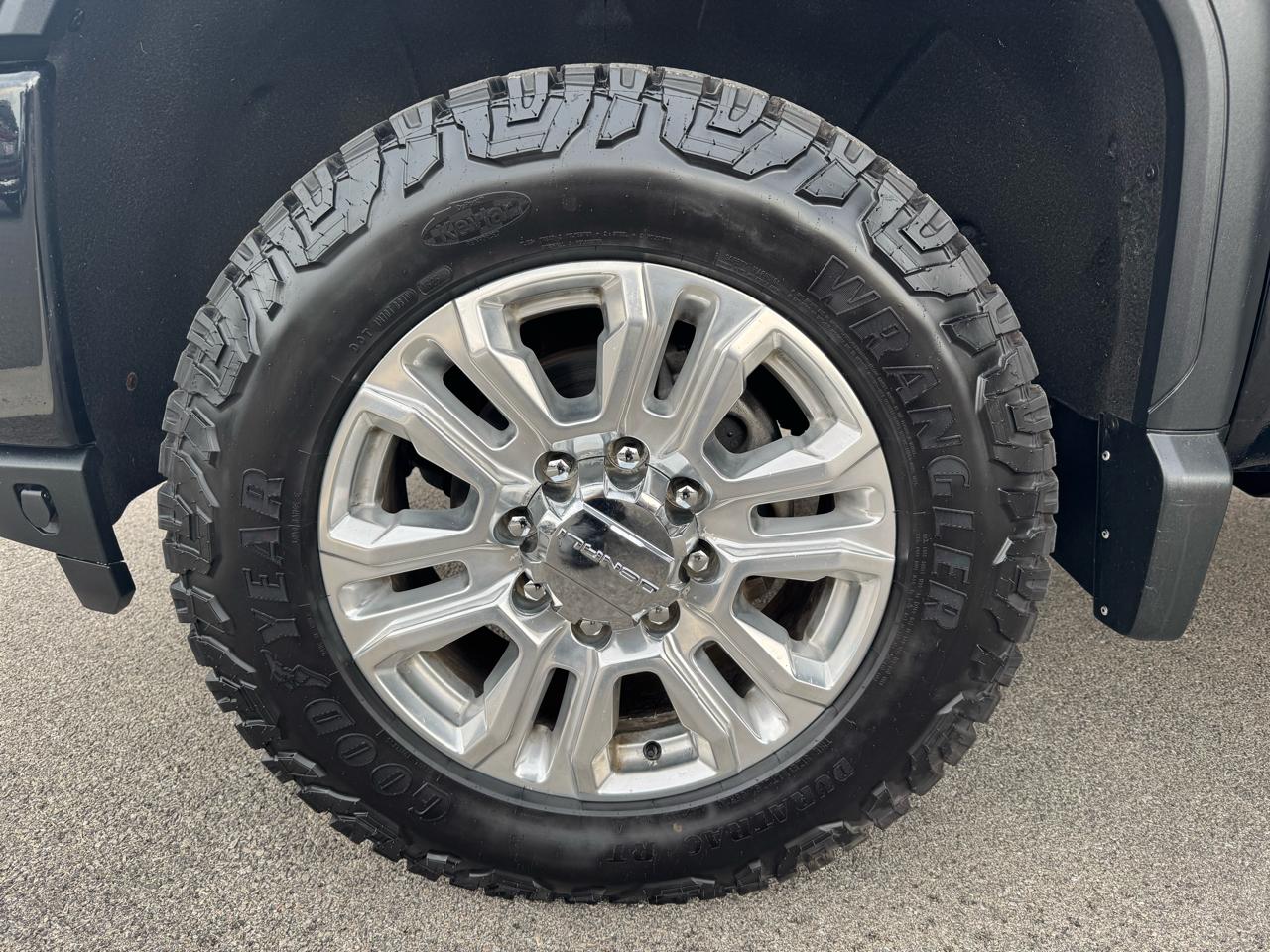 GMC Sierra 2500HD Denali Crew Cab 4WD 2020