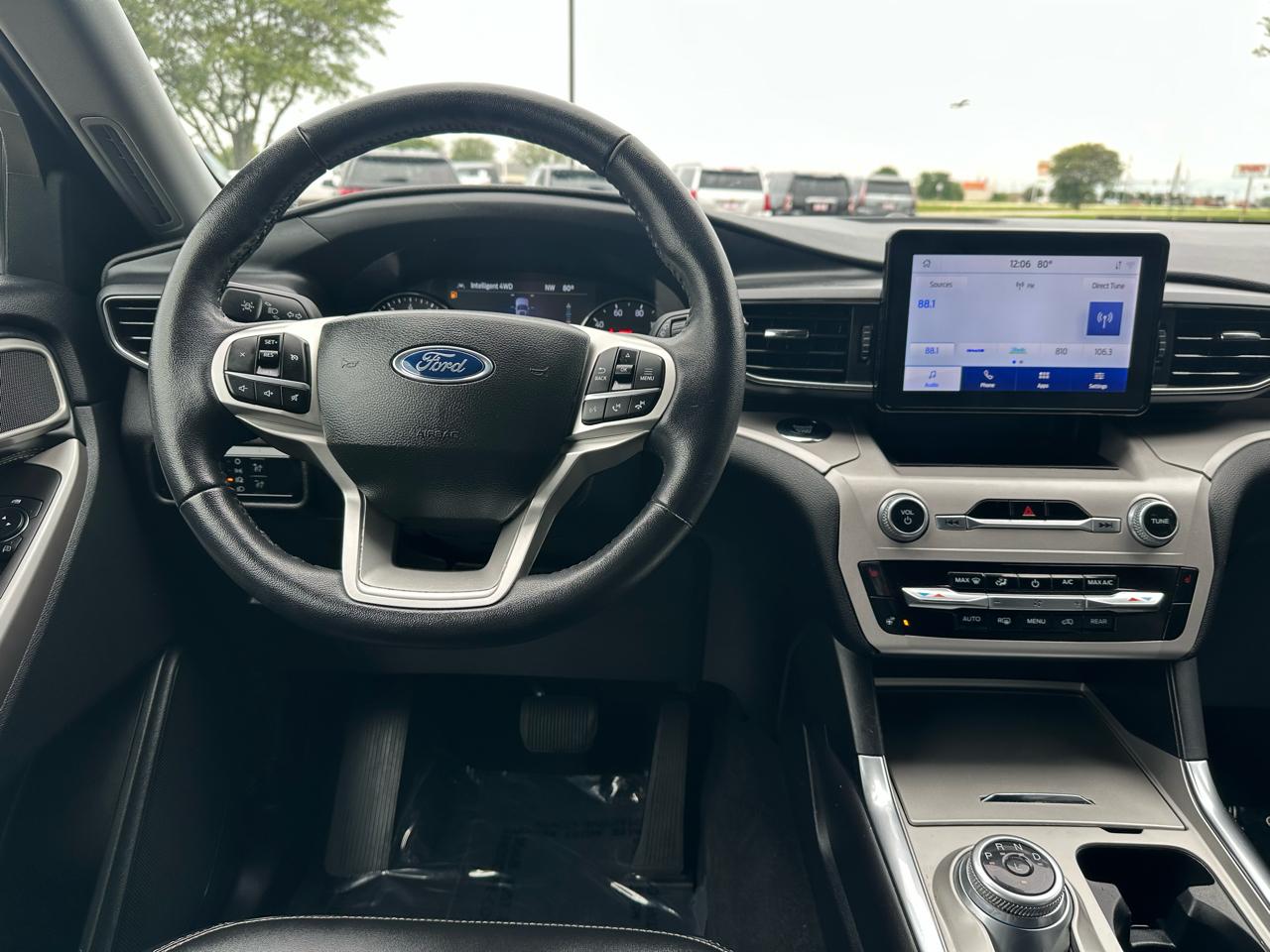 Ford Explorer XLT AWD 2023