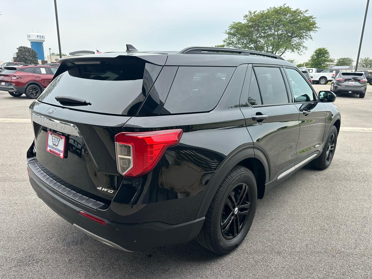 Ford Explorer XLT AWD 2023