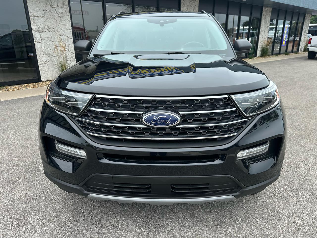 Ford Explorer XLT AWD 2023