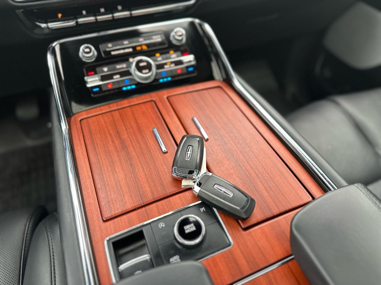 Lincoln Navigator Reserve 2024