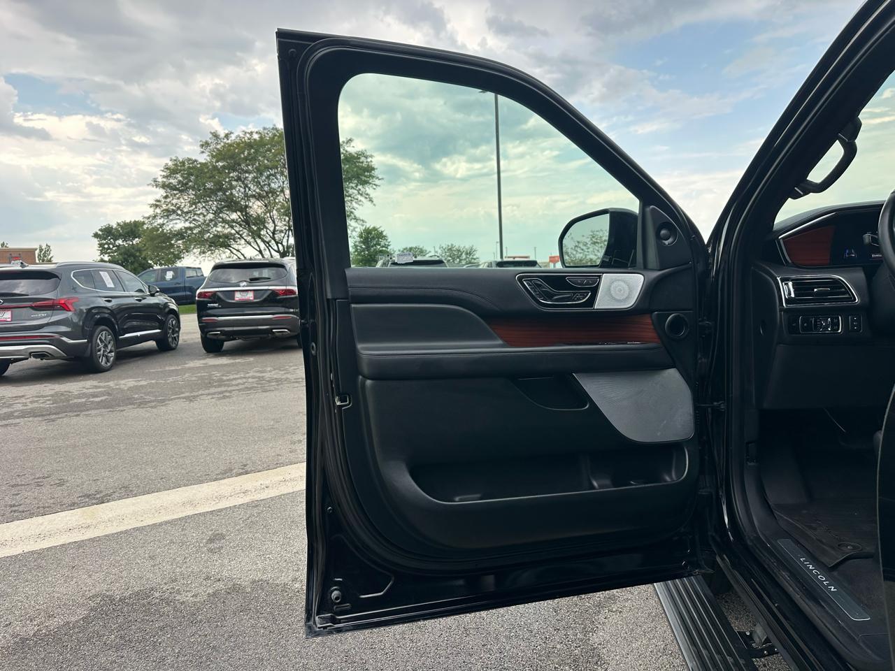 Lincoln Navigator Reserve 2024