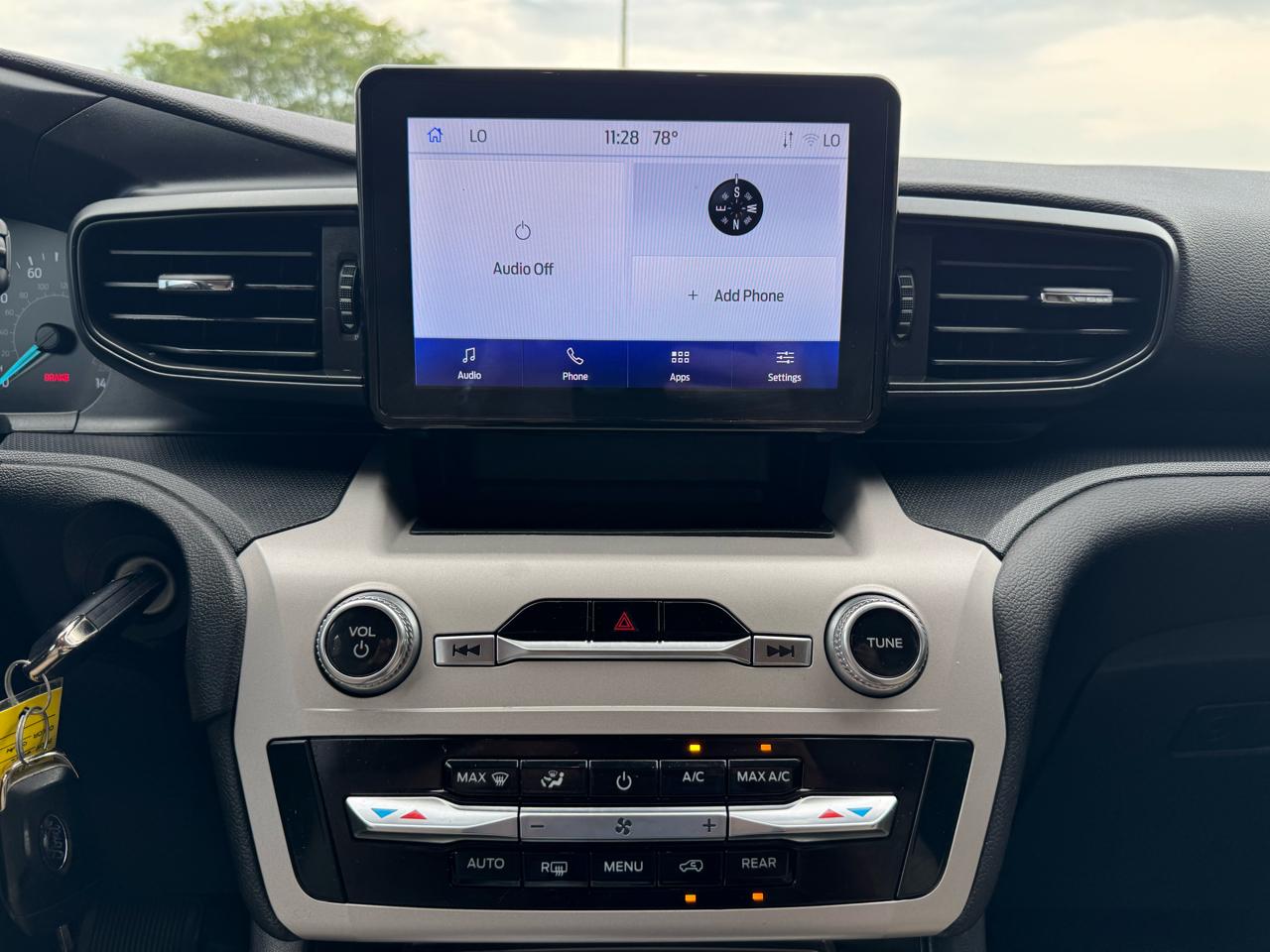 Ford Explorer Base 4WD 2023