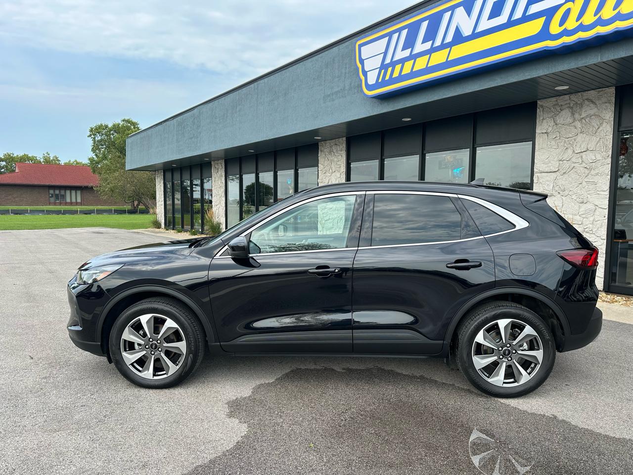 Ford Escape Platinum AWD 2025