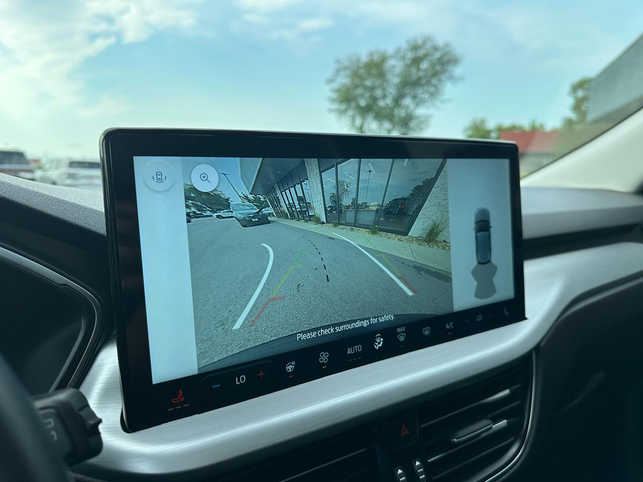 Ford Escape Platinum AWD 2025