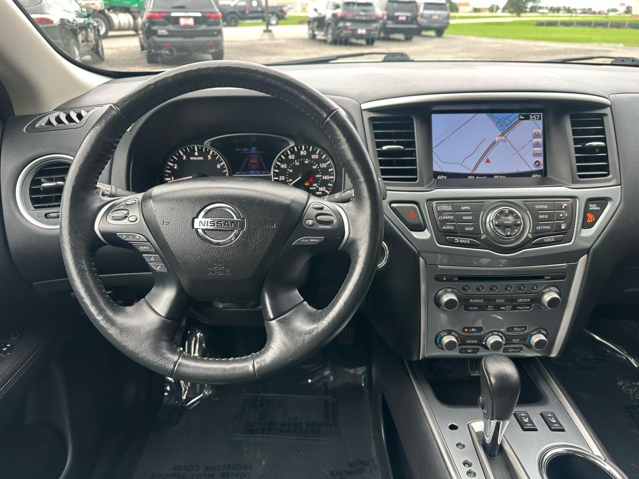 Nissan Pathfinder SL 4WD 2020