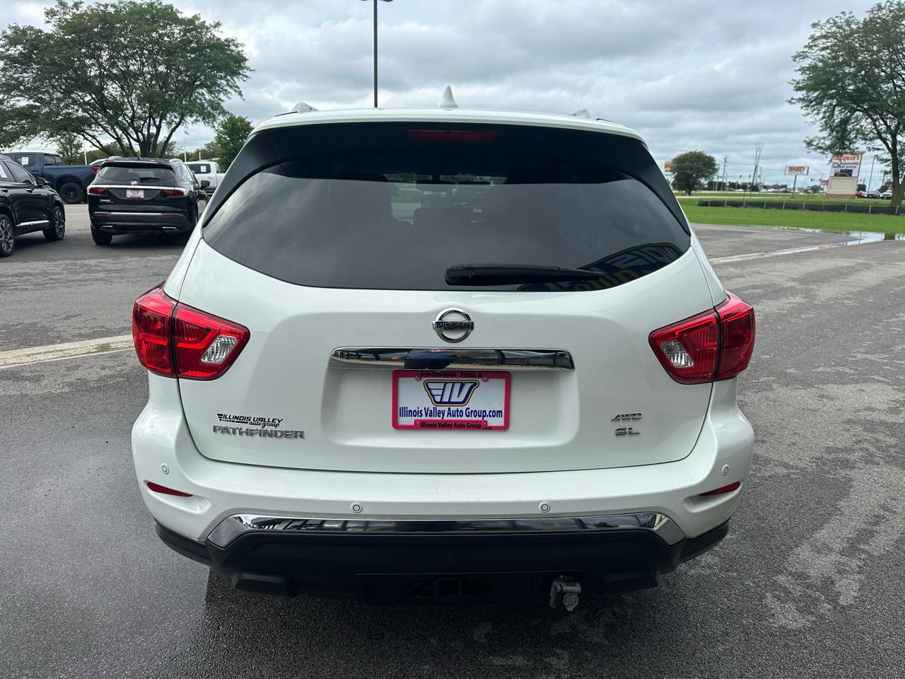Nissan Pathfinder SL 4WD 2020