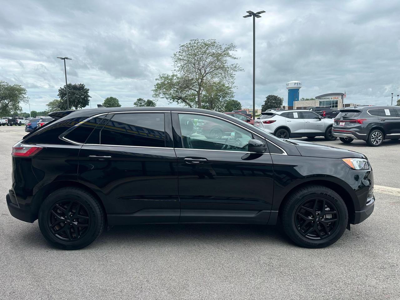 Ford Edge SEL AWD 2024