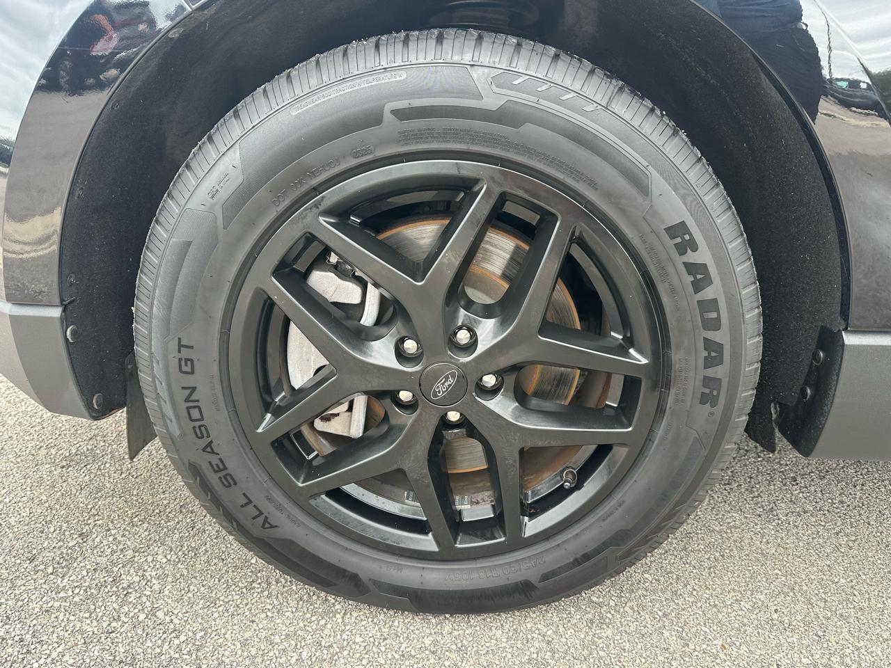 Ford Edge SEL AWD 2024