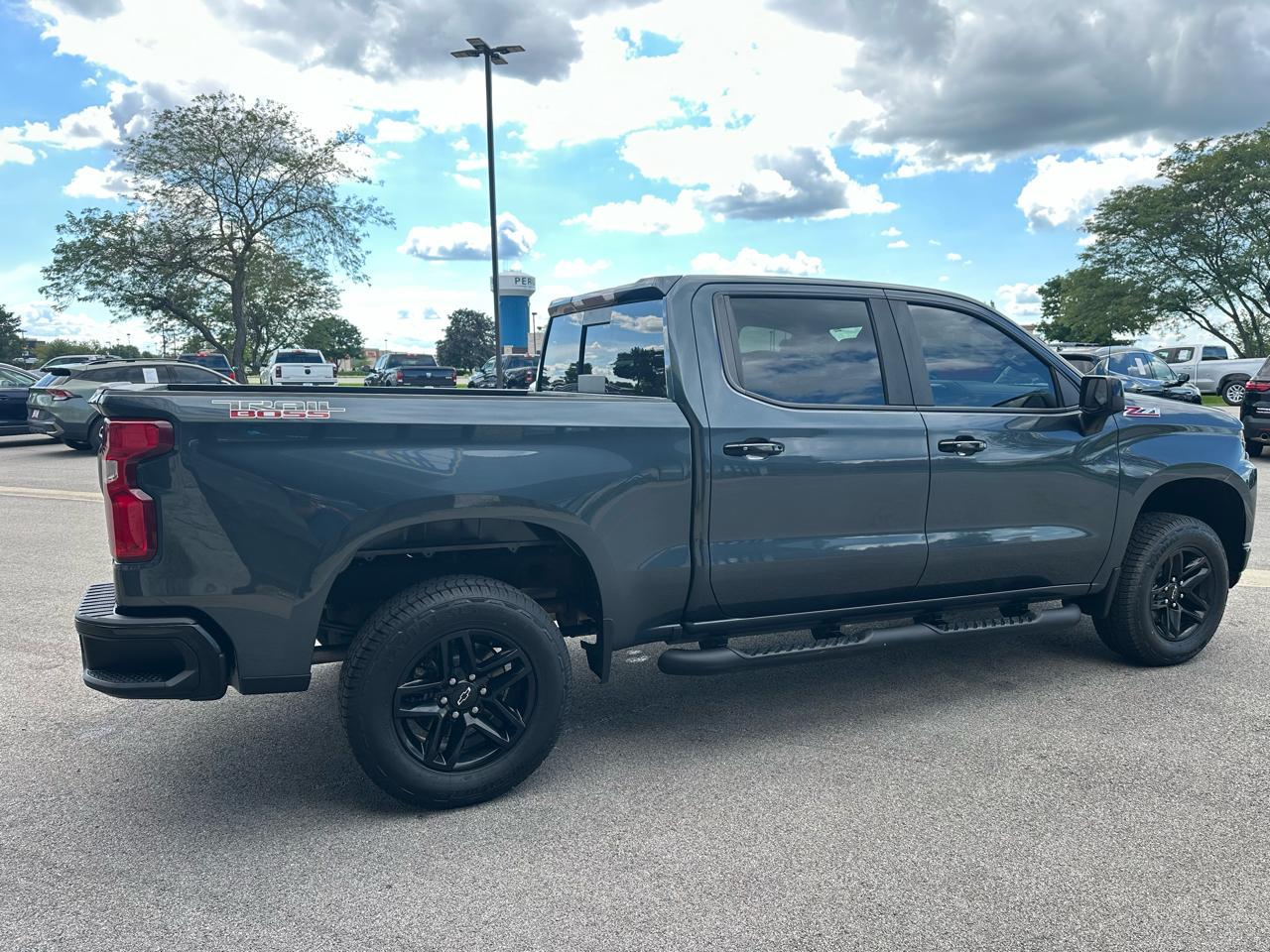 Chevrolet Silverado 1500 LT Trail Boss Crew Cab 4WD 2019