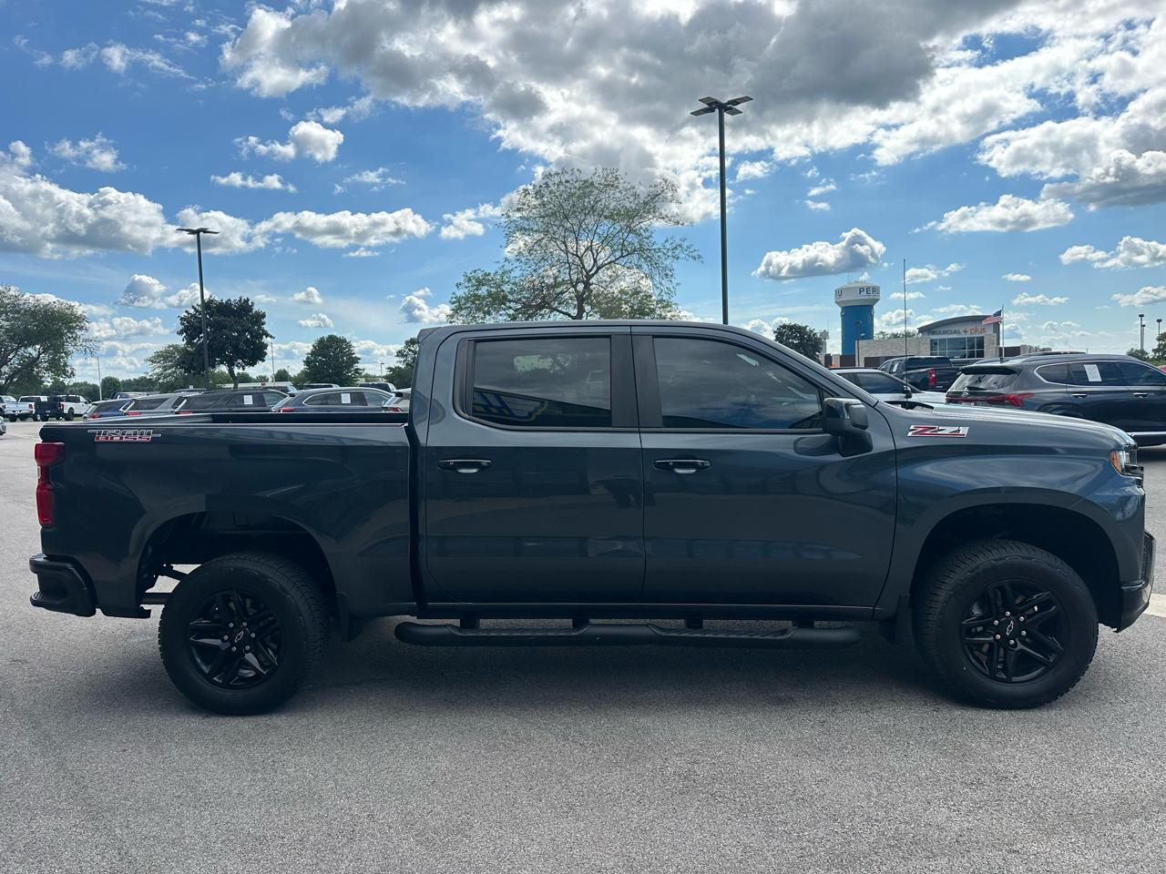 Chevrolet Silverado 1500 LT Trail Boss Crew Cab 4WD 2019