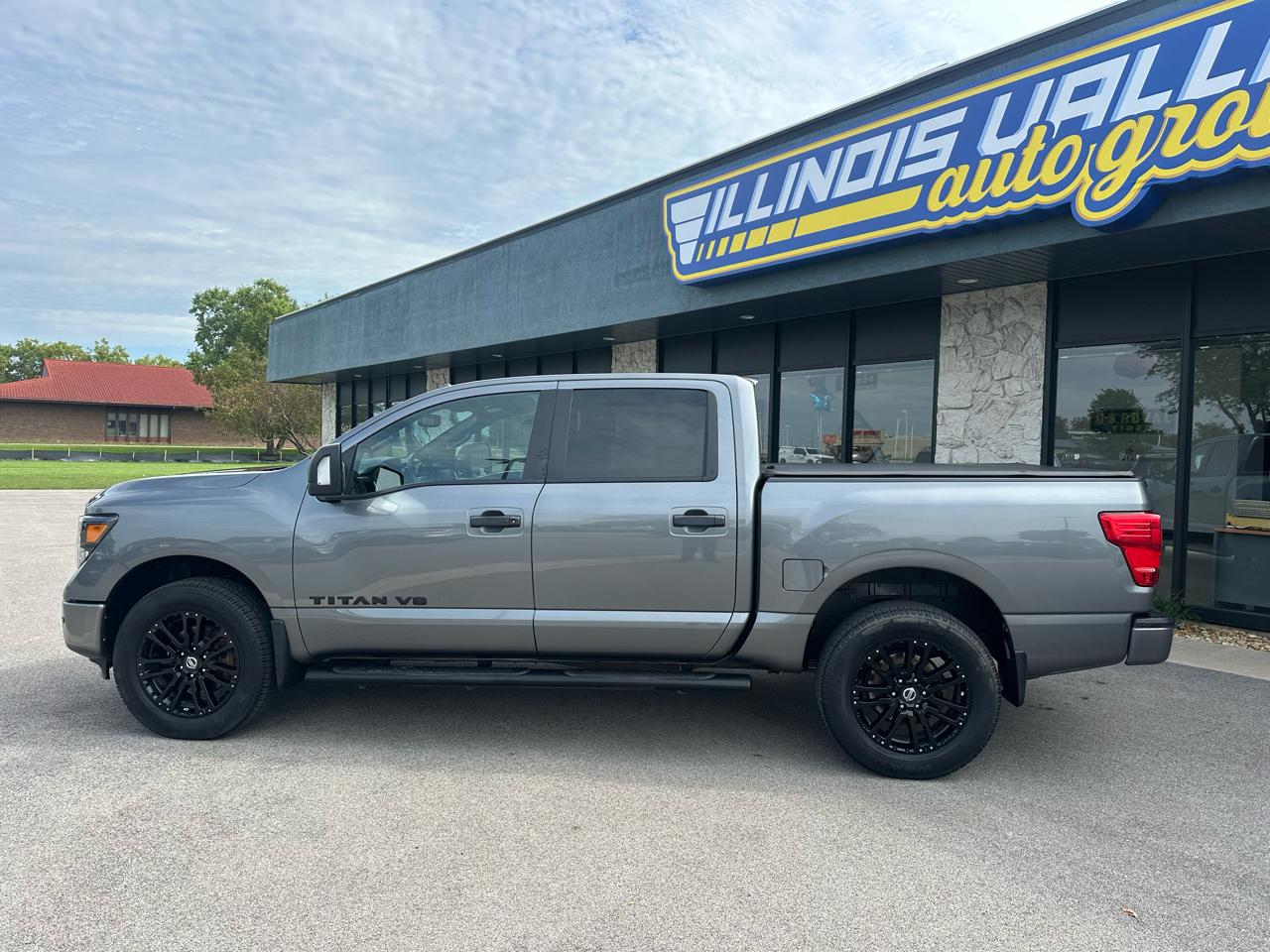 Nissan Titan PRO-4X Crew Cab 4WD 2018