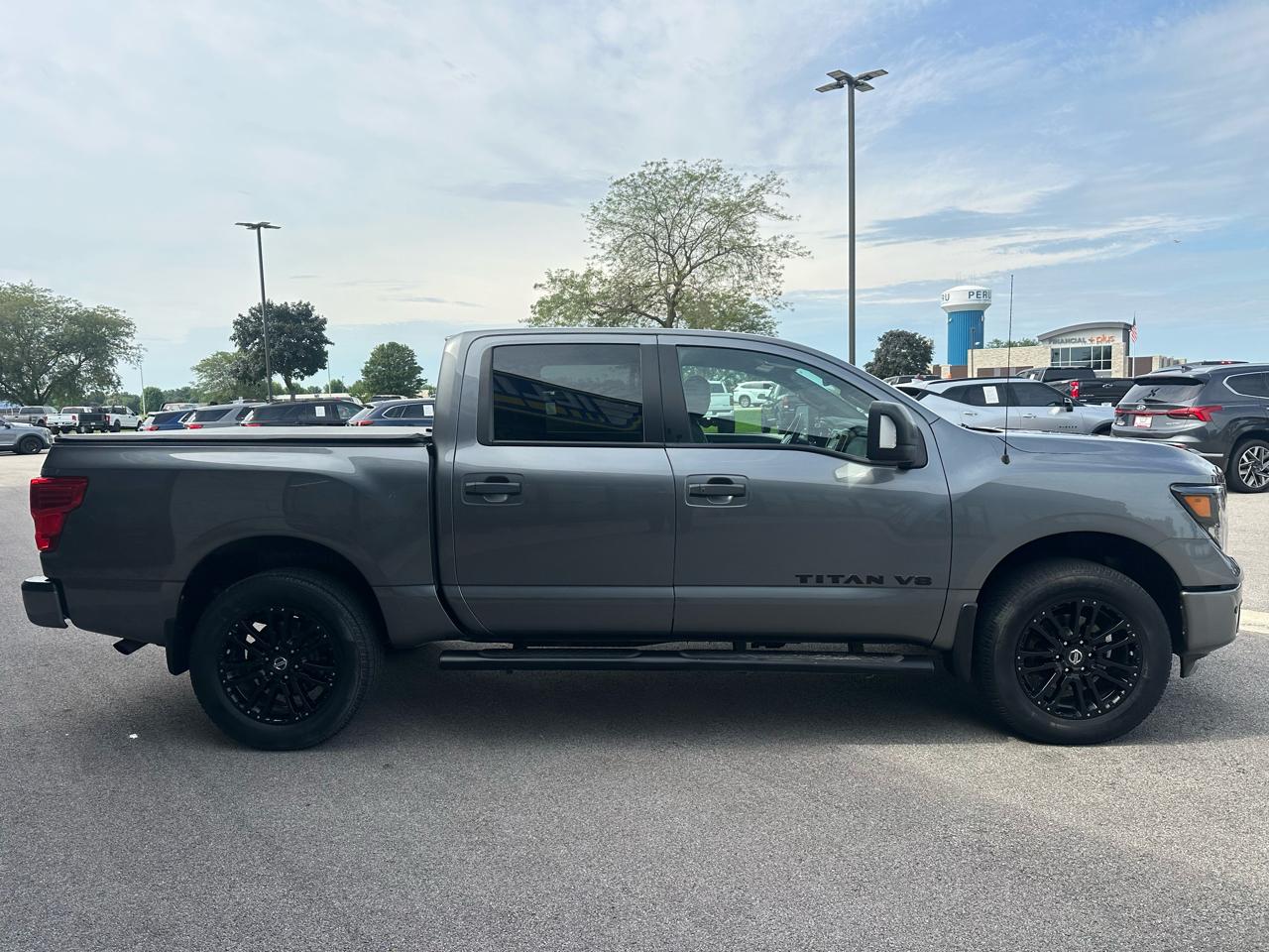Nissan Titan PRO-4X Crew Cab 4WD 2018