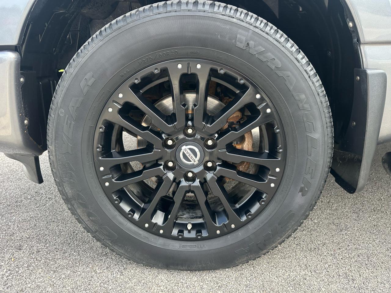 Nissan Titan PRO-4X Crew Cab 4WD 2018