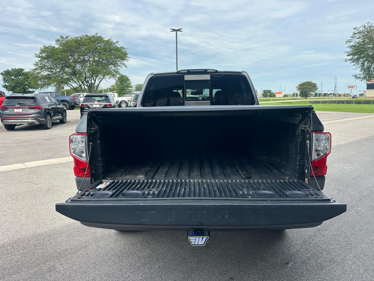Nissan Titan PRO-4X Crew Cab 4WD 2018
