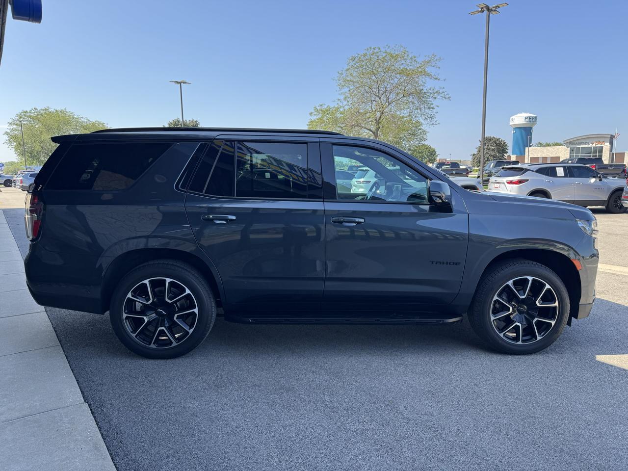 Chevrolet Tahoe RST 4WD 2021