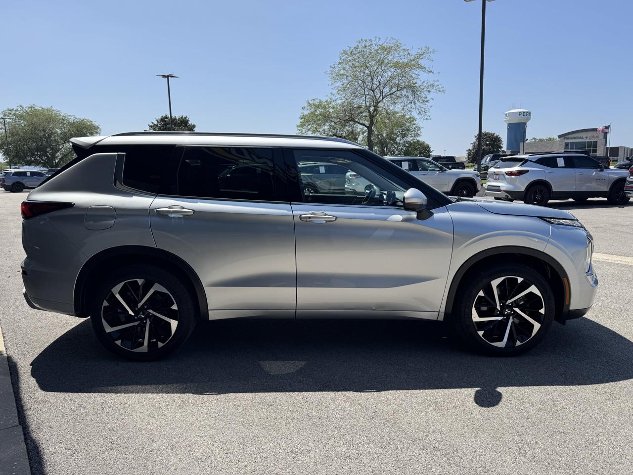 Mitsubishi Outlander SEL 4WD 2022