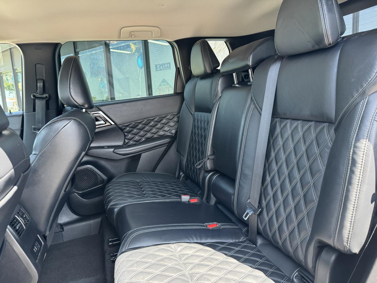 Mitsubishi Outlander SEL 4WD 2022