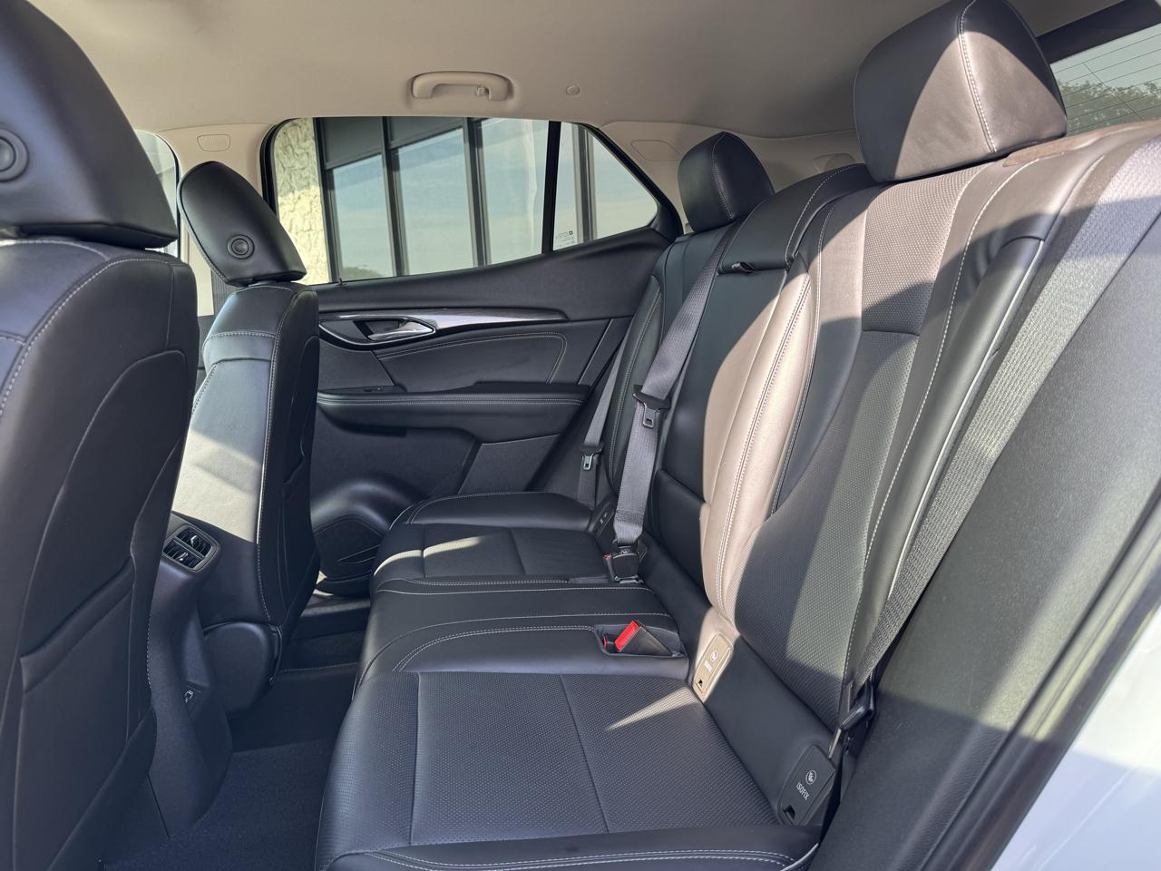 Buick Envision Essense AWD 2023