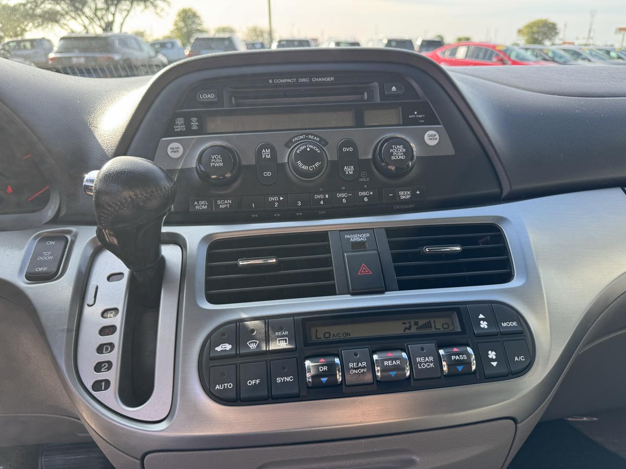 Honda Odyssey EX-L w/ DVD and Navigation 2010