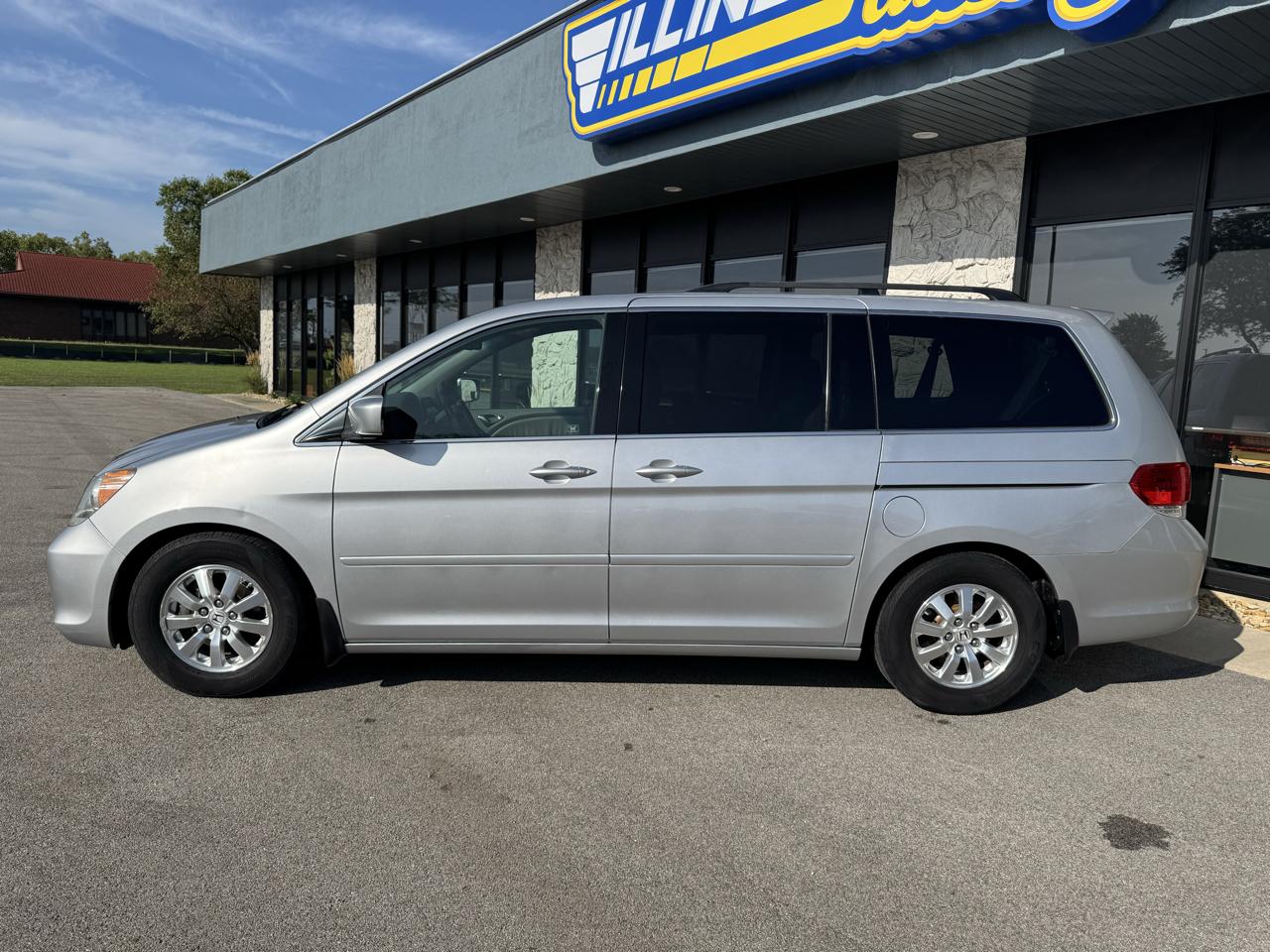 Honda Odyssey EX-L w/ DVD and Navigation 2010