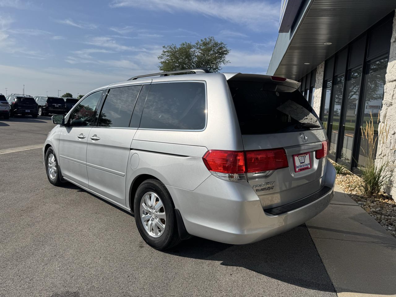 Honda Odyssey EX-L w/ DVD and Navigation 2010