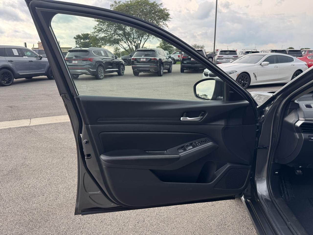 Nissan Altima 2.5 SV 2024