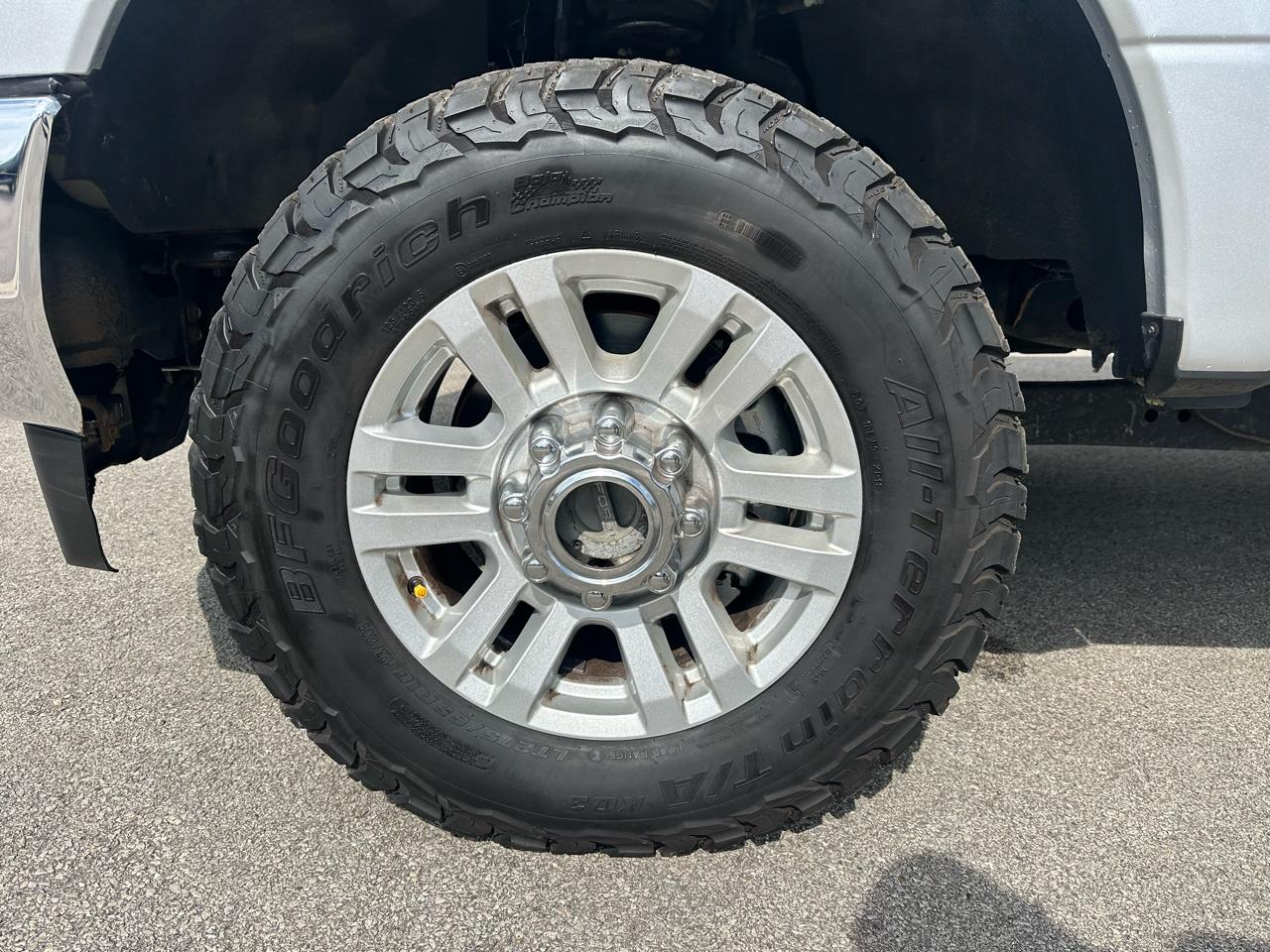 Ford F-250 SD XLT Crew Cab 4WD 2017