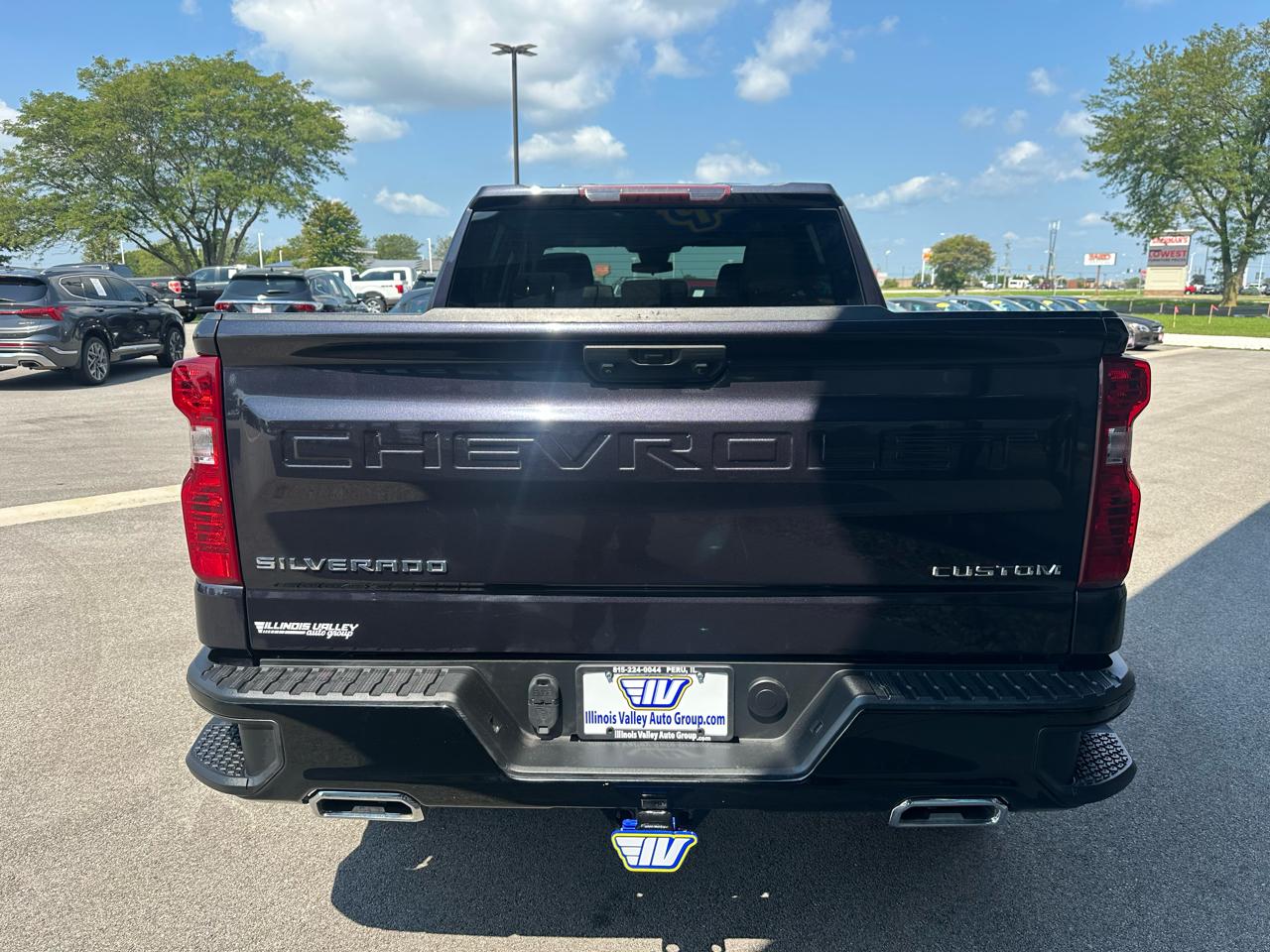 Chevrolet Silverado 1500 Trail Boss Custom Crew Cab 4WD 2022