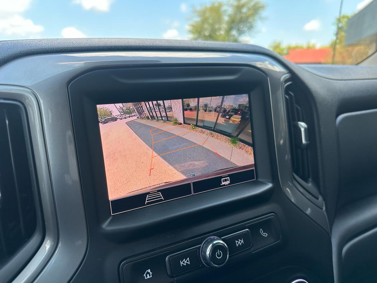 Chevrolet Silverado 1500 Trail Boss Custom Crew Cab 4WD 2022