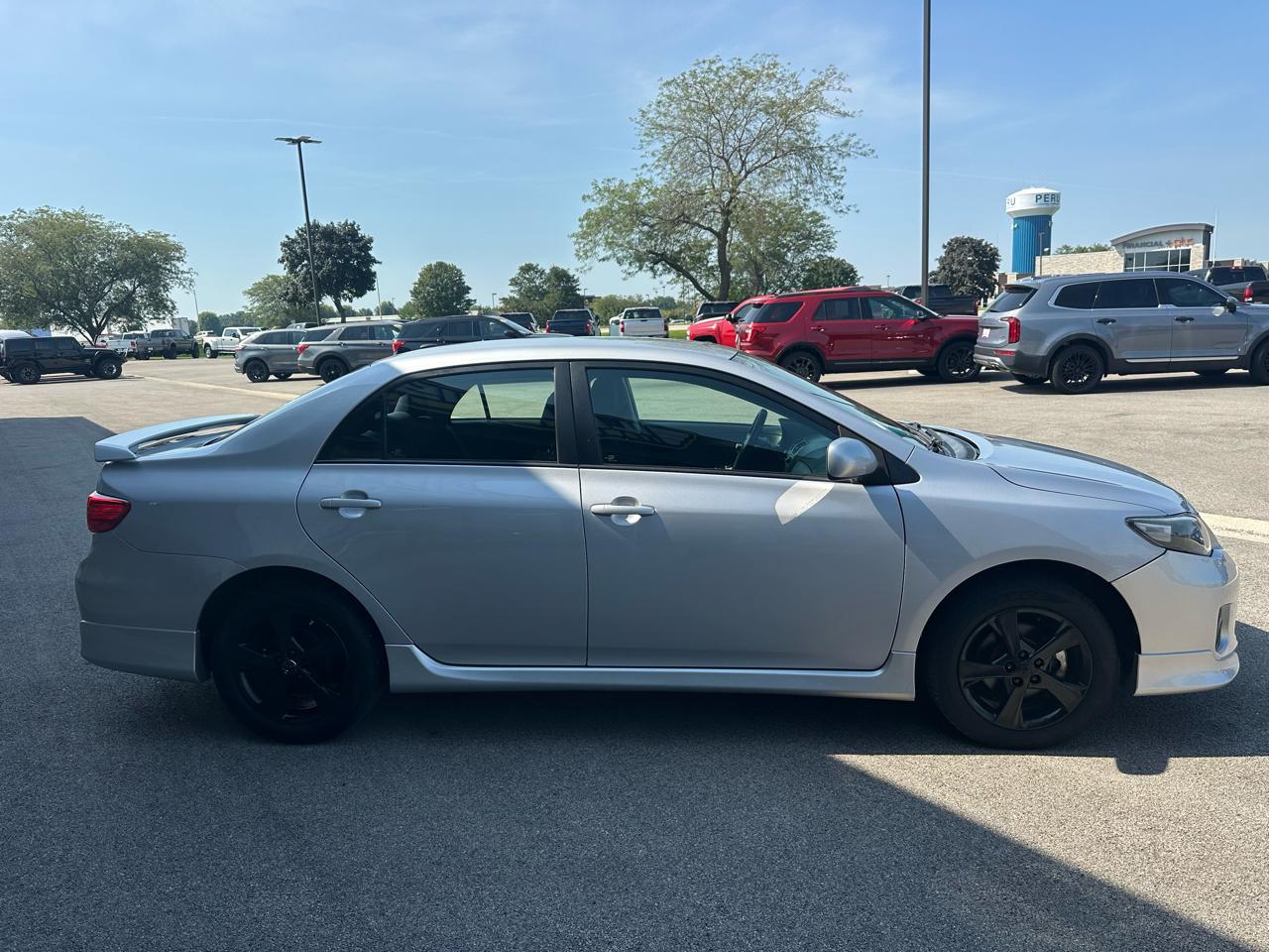 Toyota Corolla S 2011