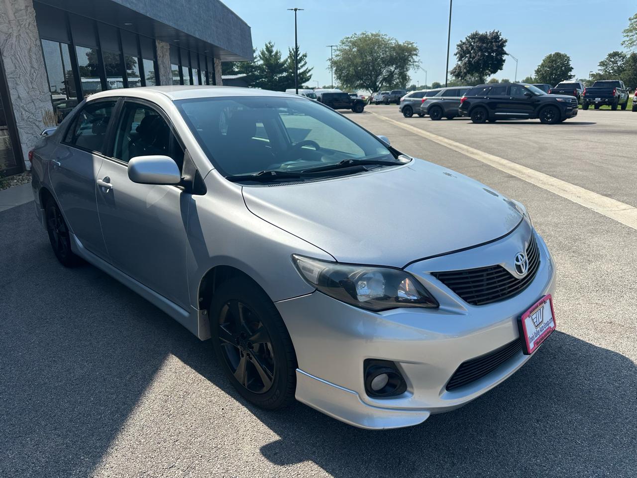 Toyota Corolla S 2011