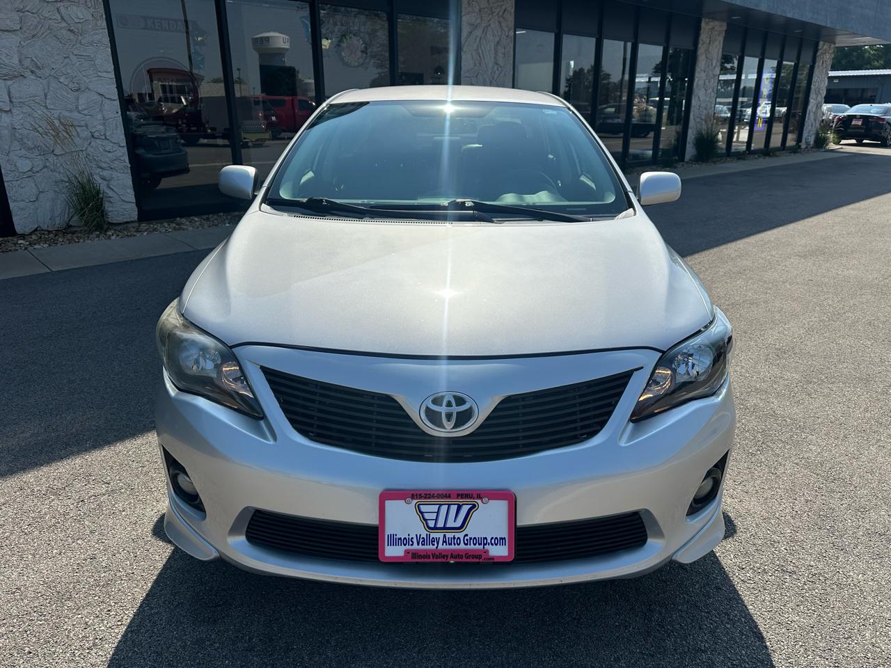 Toyota Corolla S 2011