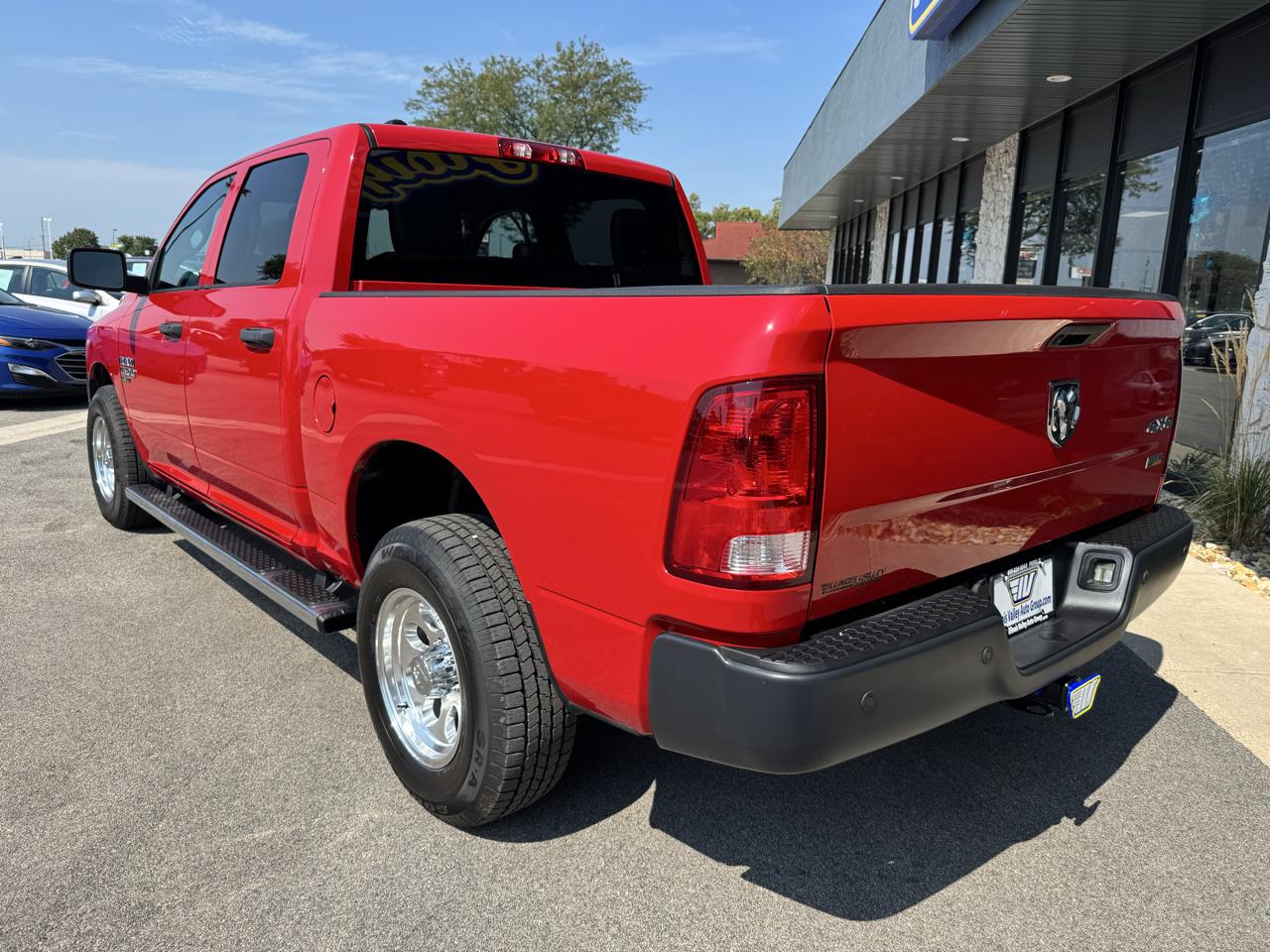 RAM 1500 Classic Tradesman Crew Cab SWB 4WD 2019