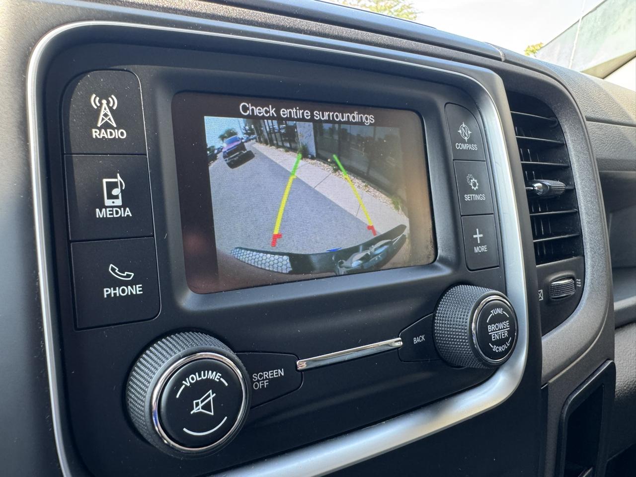 RAM 1500 Classic Tradesman Crew Cab SWB 4WD 2019
