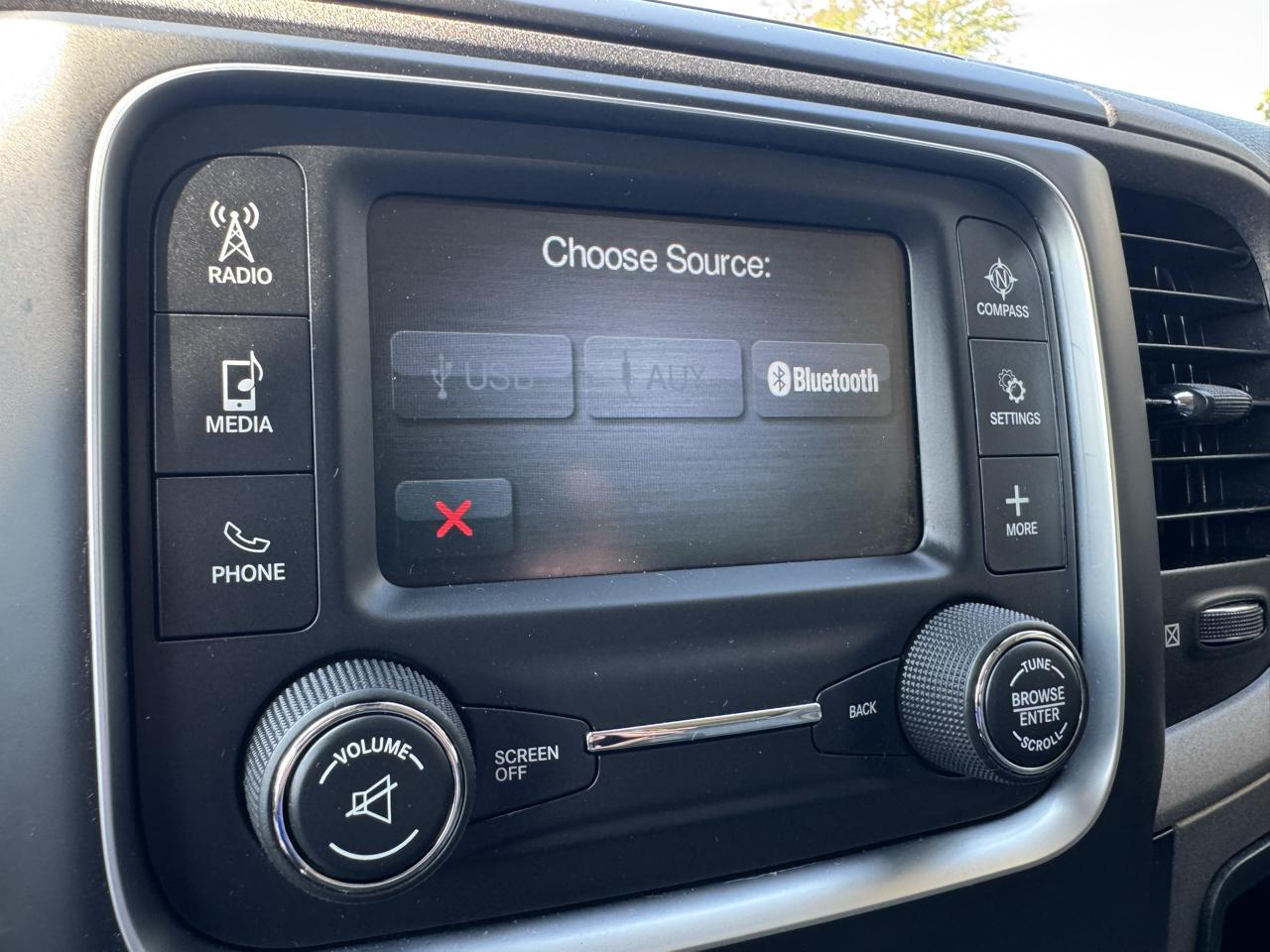RAM 1500 Classic Tradesman Crew Cab SWB 4WD 2019