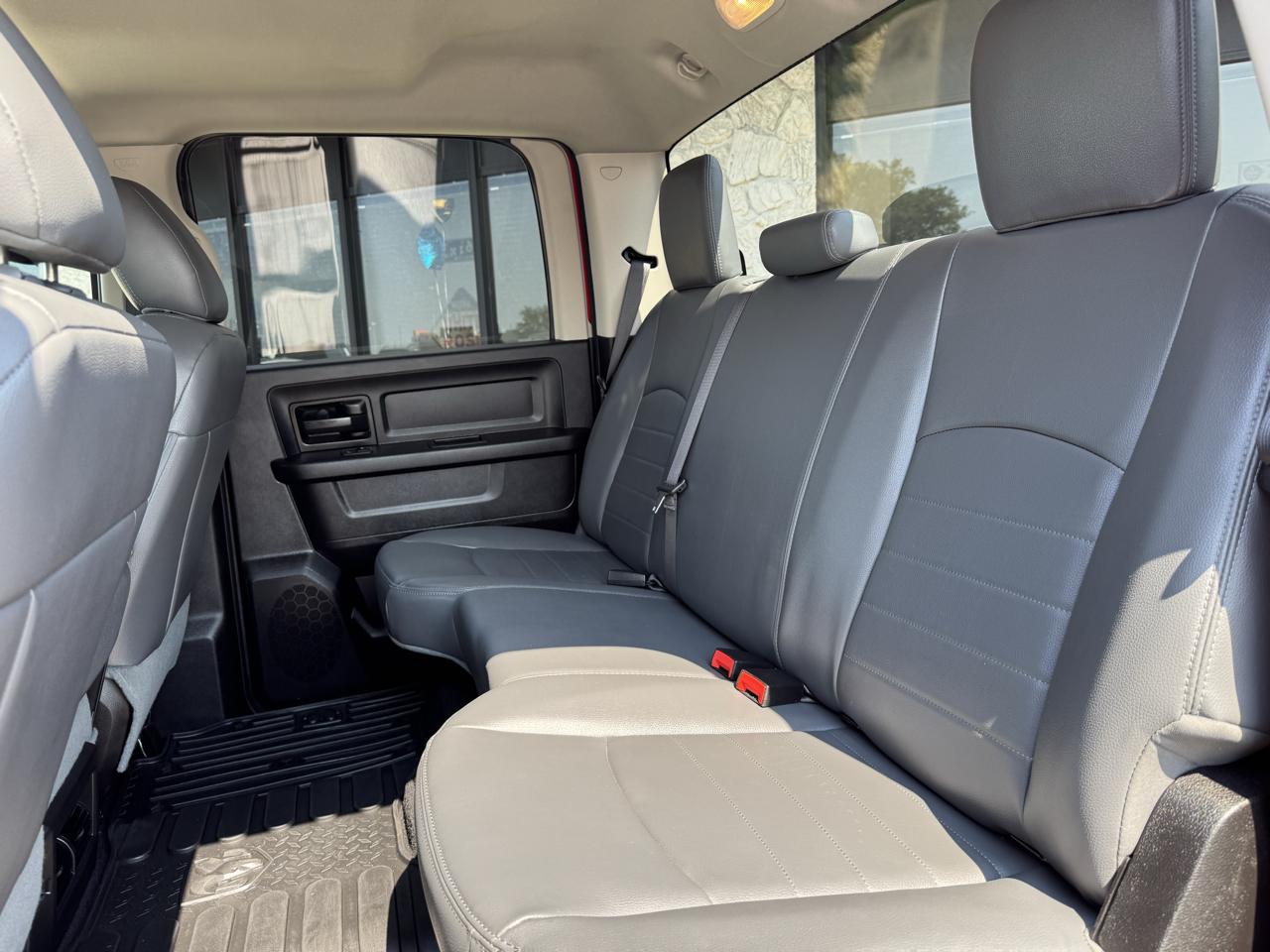 RAM 1500 Classic Tradesman Crew Cab SWB 4WD 2019