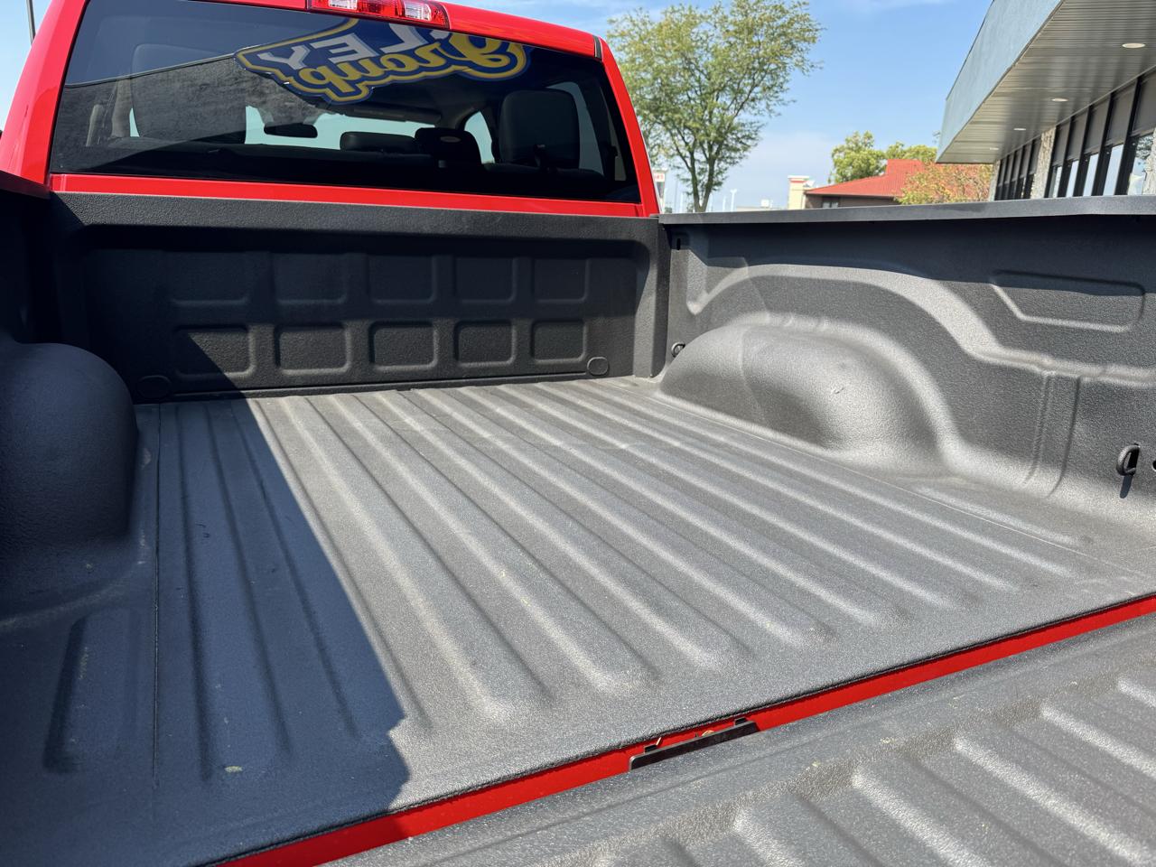 RAM 1500 Classic Tradesman Crew Cab SWB 4WD 2019