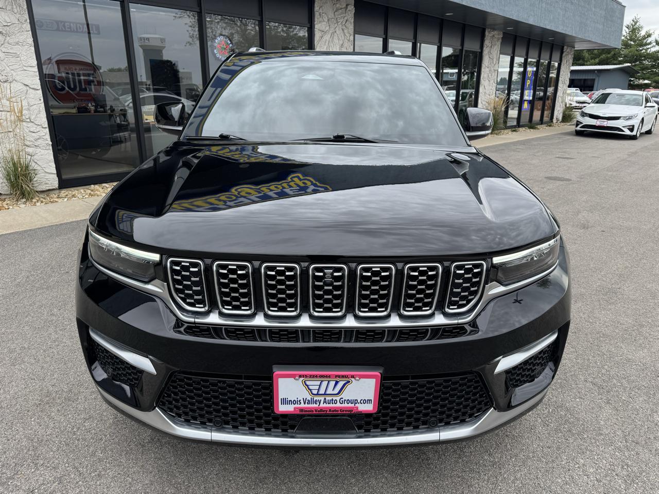 Jeep Grand Cherokee Summit 4WD 2023