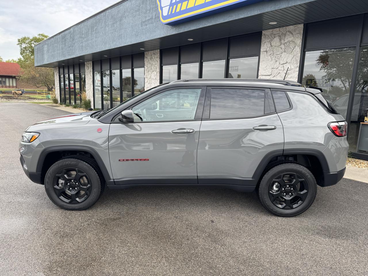 Jeep Compass Trailhawk 2023
