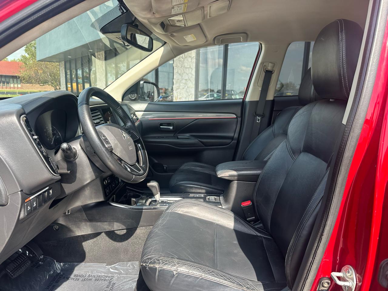 Mitsubishi Outlander SE 2WD 2020